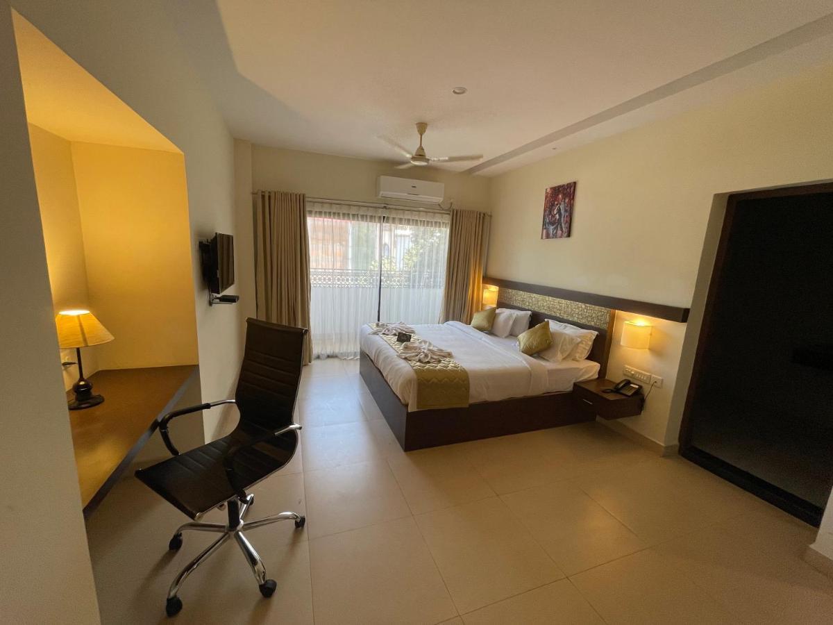 Hotel Yamuna Adur Экстерьер фото
