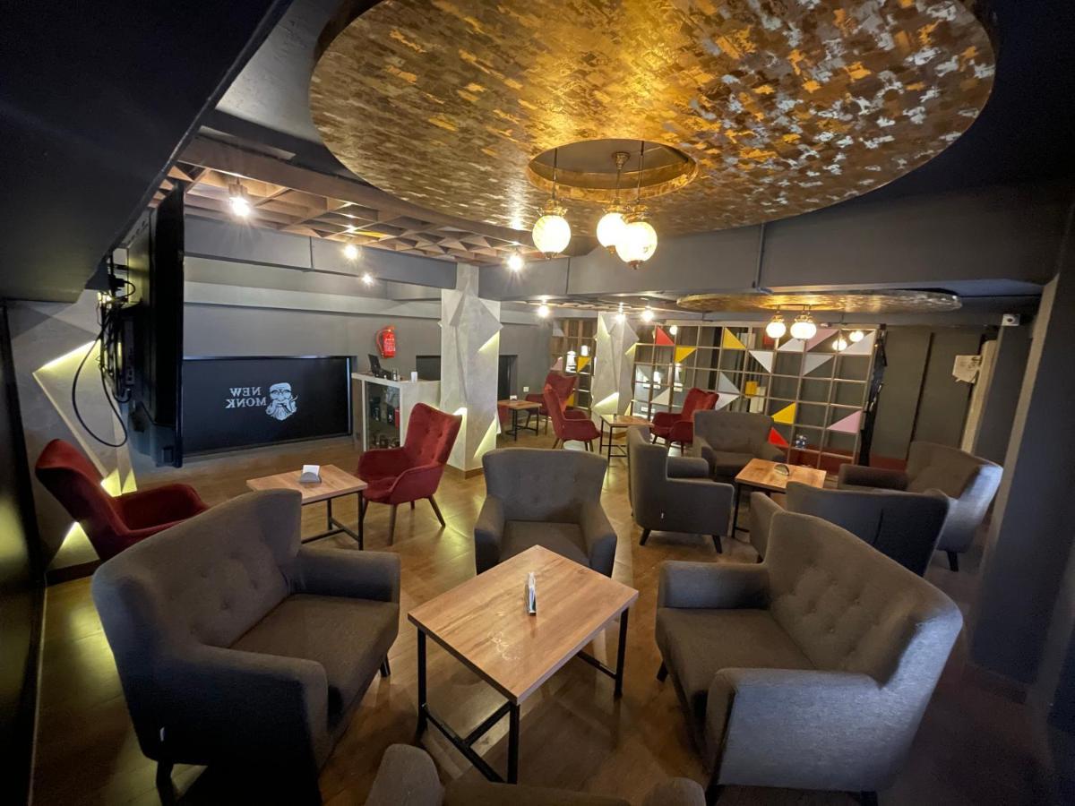 Hotel Yamuna Adur Экстерьер фото