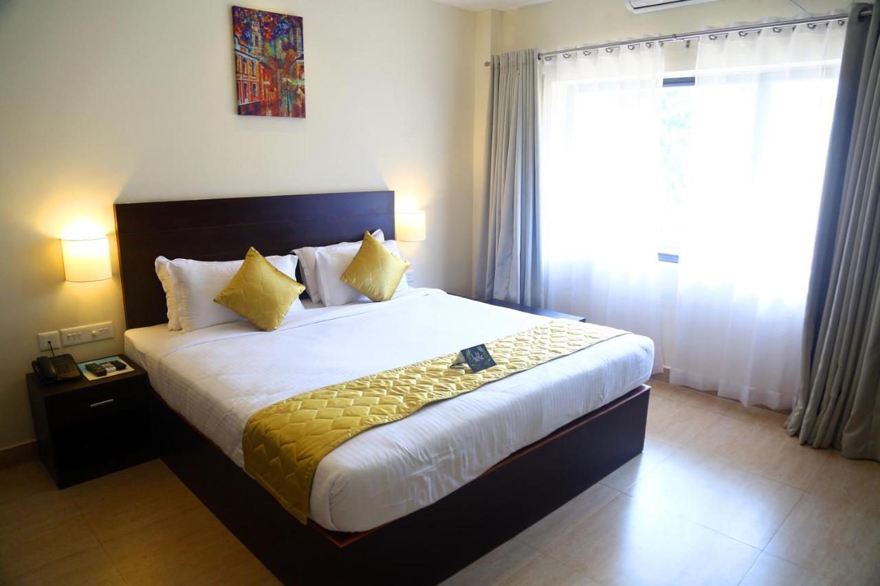 Hotel Yamuna Adur Экстерьер фото